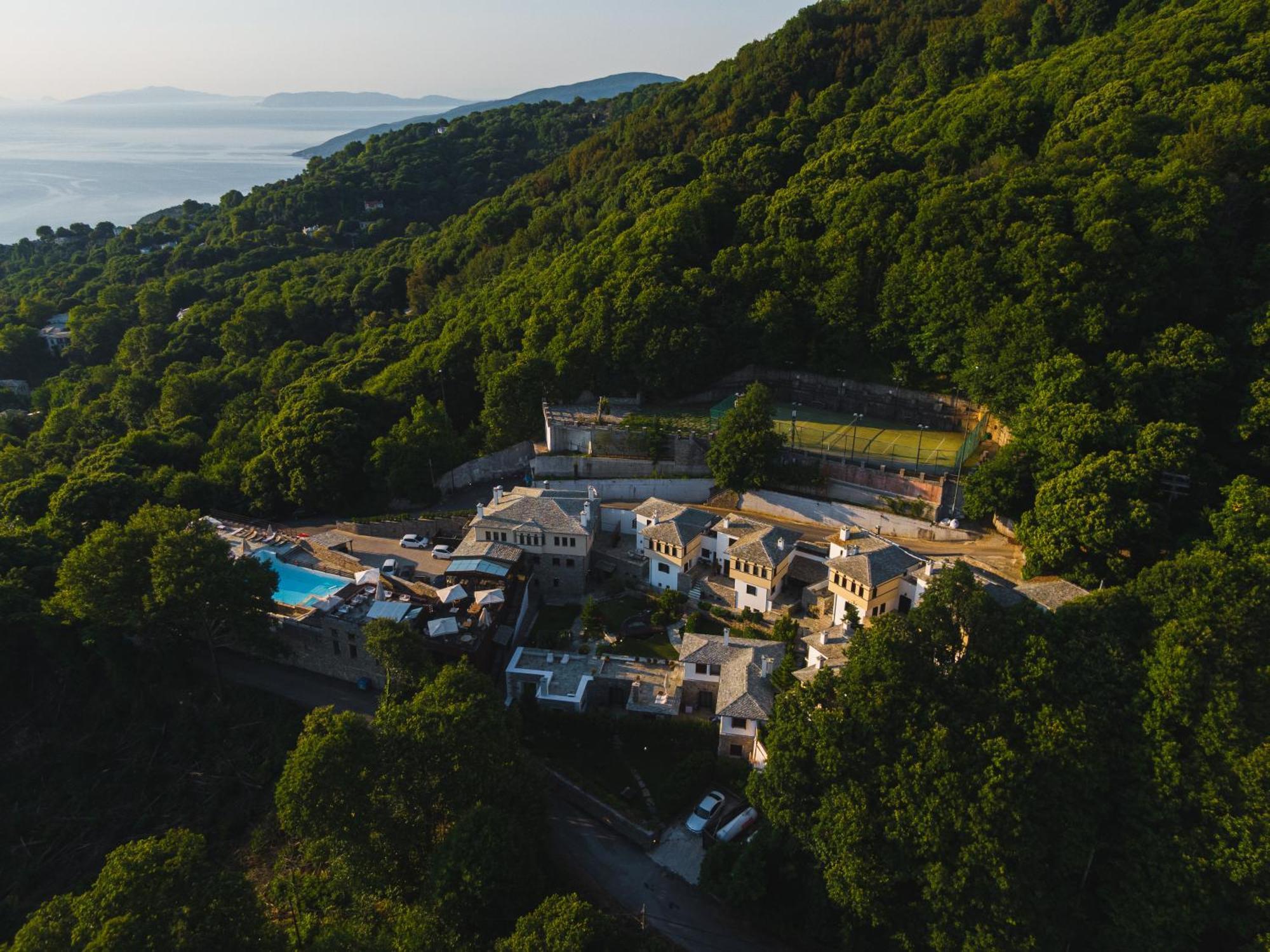 12 Months Resort & Spa Tsagaráda Eksteriør bilde